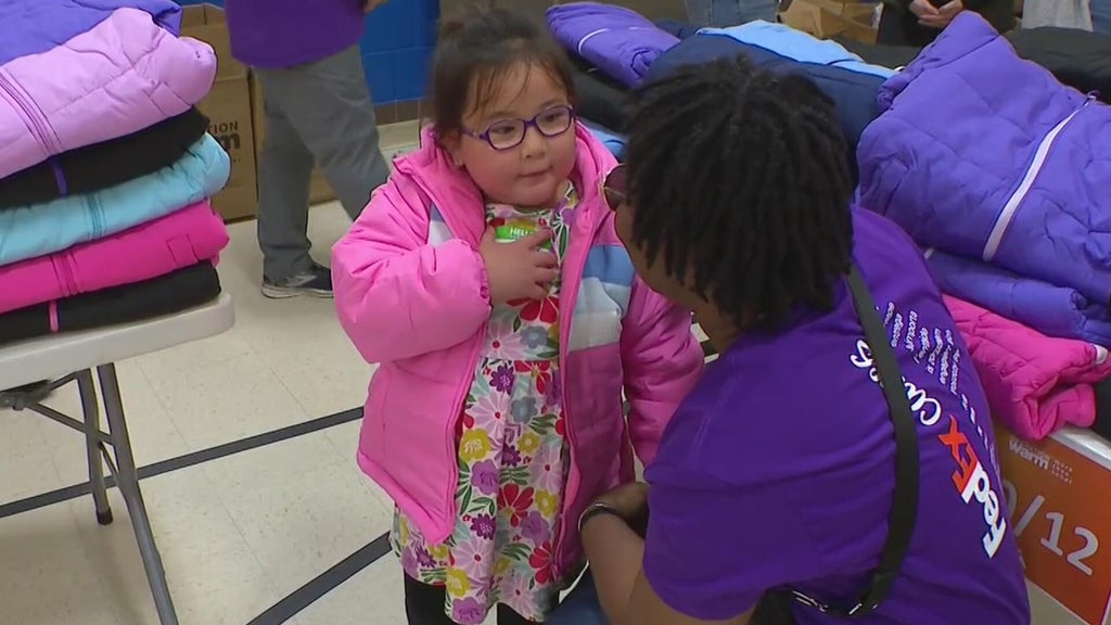 Hundreds of St. Paul students gifted free winter coats by Operation Warm — WCCO / CBS Minnesota, Laredo Schools news