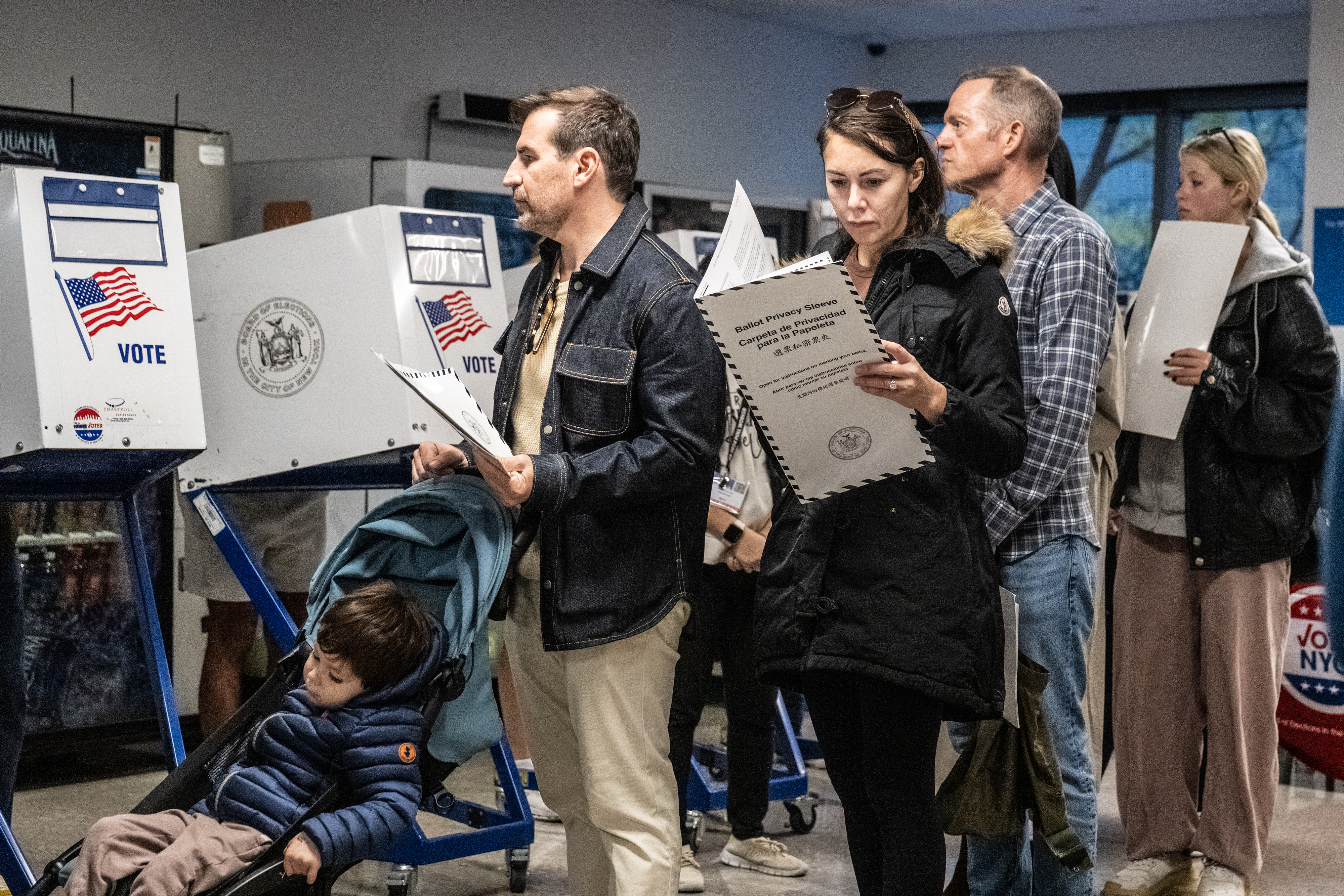 Your guide to voting in New York's 2026 elections for governor and Congress — Gothamist, Laredo Community news