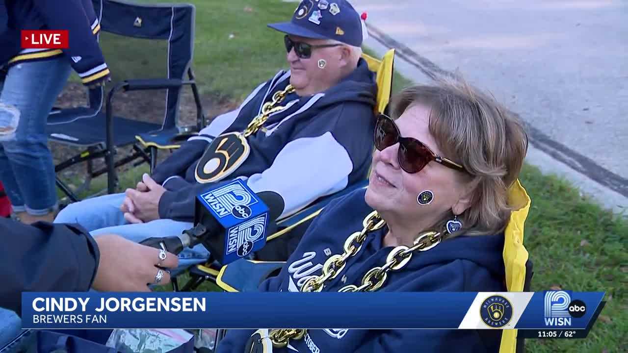 Meet the first fans at the 2026 World Series — WESH 2 Orlando, Laredo Community news