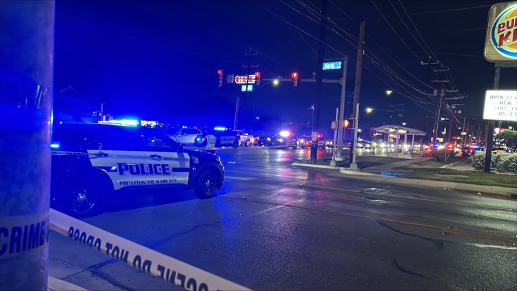 Chief: Man shot by SAPD officers after he fired weapon at them during vehicle pursuit on west side — KENS 5 (San Antonio), Laredo Community news