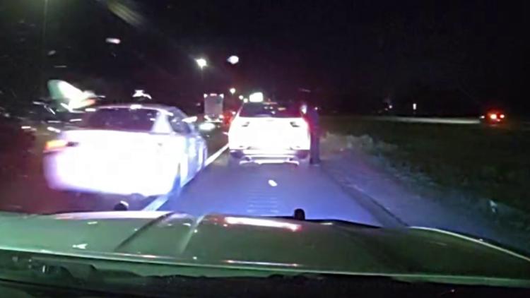 Dashcam video shows driver sideswiping Hays County deputy’s patrol vehicle on I-35 — KVUE (Austin), Laredo Community news