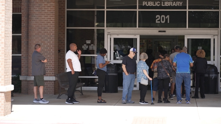 Busiest and least busy North Texas polling locations and hours — WFAA (Dallas-Fort Worth), Laredo Community news